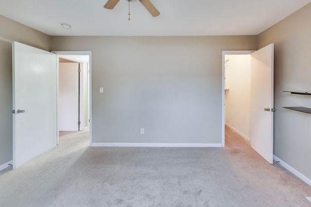 816 E 39th Lane, Griffith, IN 46319