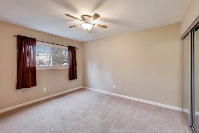 816 E 39th Lane, Griffith, IN 46319