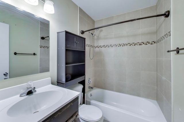 816 E 39th Lane, Griffith, IN 46319