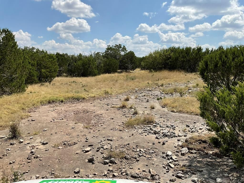 Image 11 of property listing at 400 NE Live Oak Drive, Menard, TX 76859