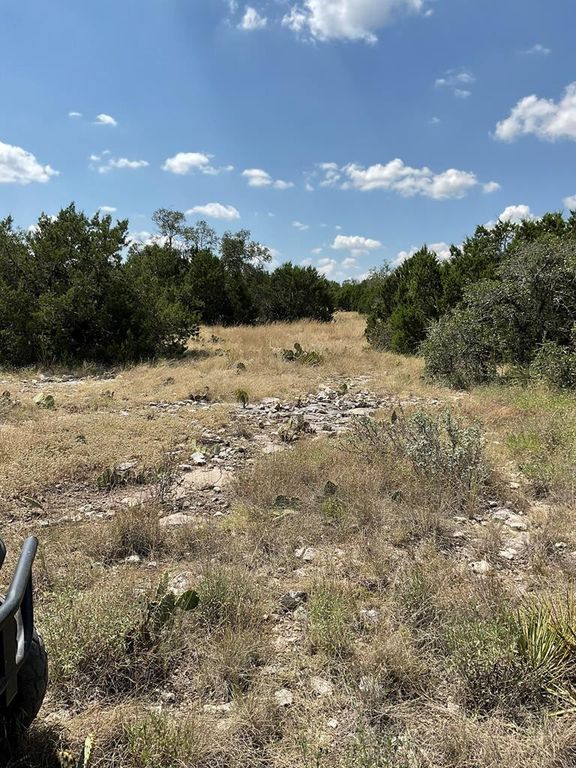Image 8 of property listing at 400 NE Live Oak Drive, Menard, TX 76859
