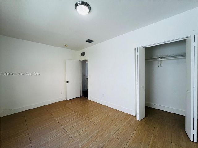 1001 Bay Dr 945, Miami Beach, FL 33141