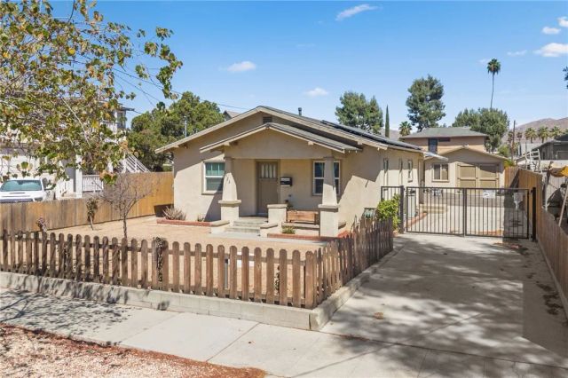 3328 Comer, Riverside, CA 92507