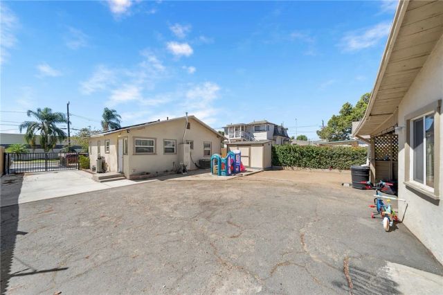 3328 Comer, Riverside, CA 92507