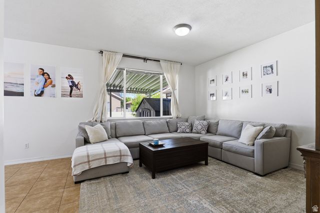 3230 S SUMMER TRAIL DR, West Valley City, UT 84120