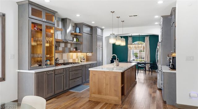 204 Popolo Drive, Las Vegas, NV 89138