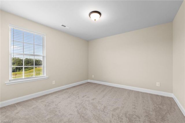 1435 Land Grove Drive, Kernersville, NC 27284