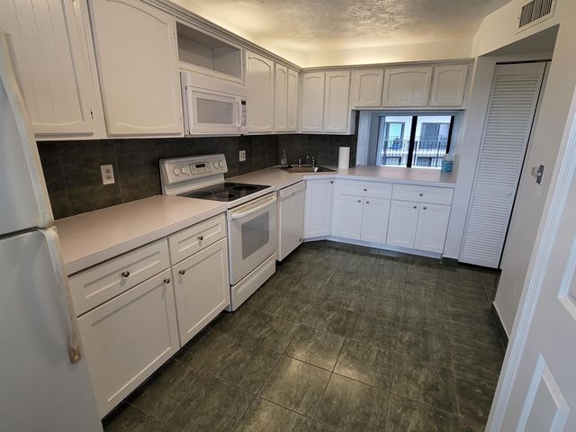 2029 N Ocean Boulevard 505, Fort Lauderdale, FL 33305