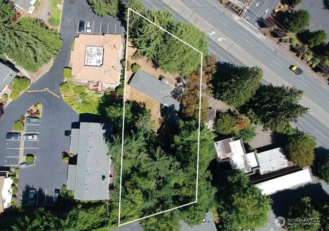 22910 Edmonds Way, Edmonds, WA 98020