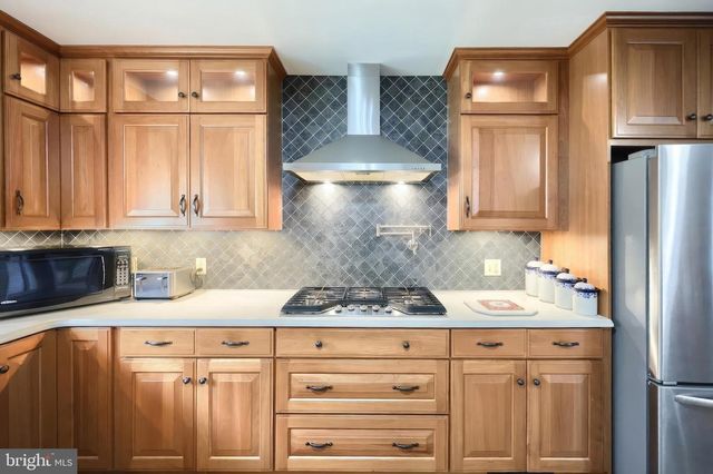 290 COUNTRY CLUB LN, Gettysburg, PA 17325