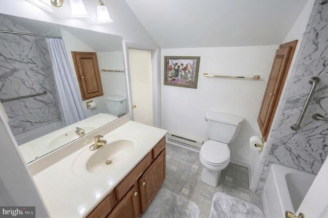 290 COUNTRY CLUB LN, Gettysburg, PA 17325
