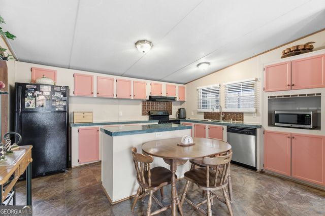 275 Andrew Clark Road, Mount Airy, GA 30563