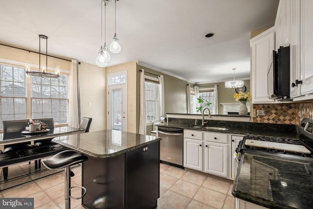 3 MILBURNE LANE, Robbinsville, NJ 08691