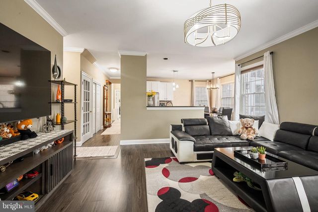 3 MILBURNE LANE, Robbinsville, NJ 08691