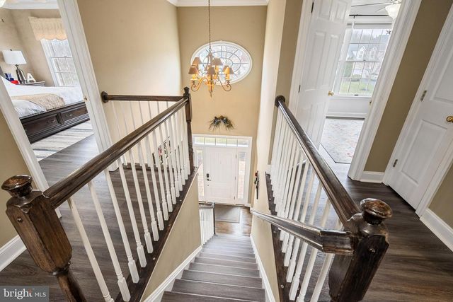 3 MILBURNE LANE, Robbinsville, NJ 08691