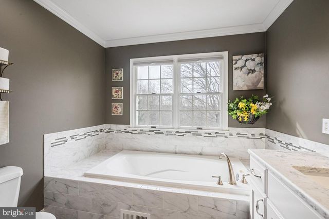 3 MILBURNE LANE, Robbinsville, NJ 08691