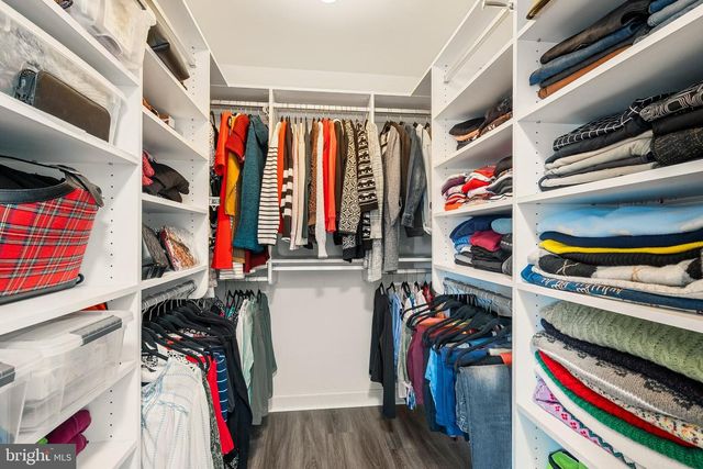 3 MILBURNE LANE, Robbinsville, NJ 08691