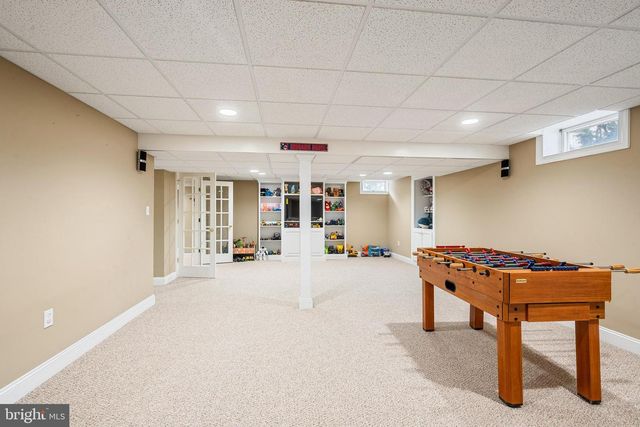 3 MILBURNE LANE, Robbinsville, NJ 08691