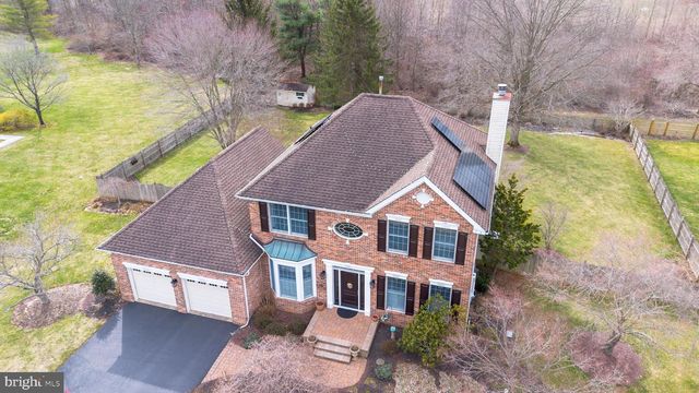 3 MILBURNE LANE, Robbinsville, NJ 08691