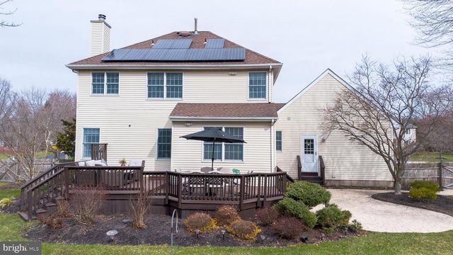 3 MILBURNE LANE, Robbinsville, NJ 08691