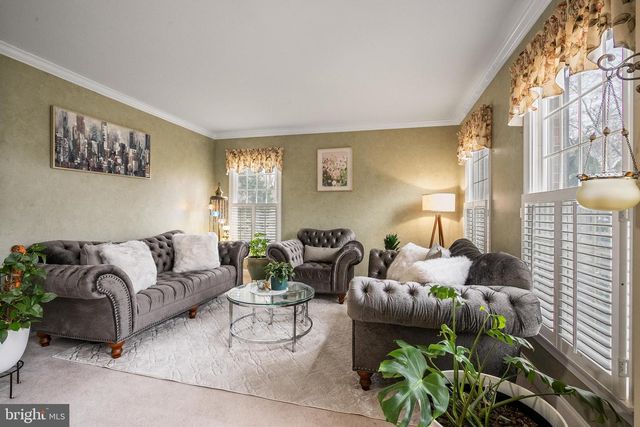 3 MILBURNE LANE, Robbinsville, NJ 08691