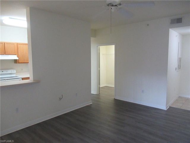 7935 Preserve CIR 413, Naples, FL 34119
