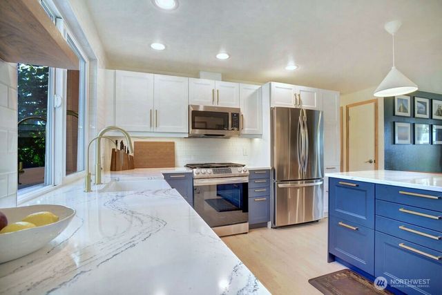 10825 SE 232nd Street, Kent, WA 98031