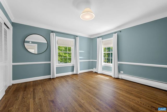 1721 YORKTOWN DR, Charlottesville, VA 22901