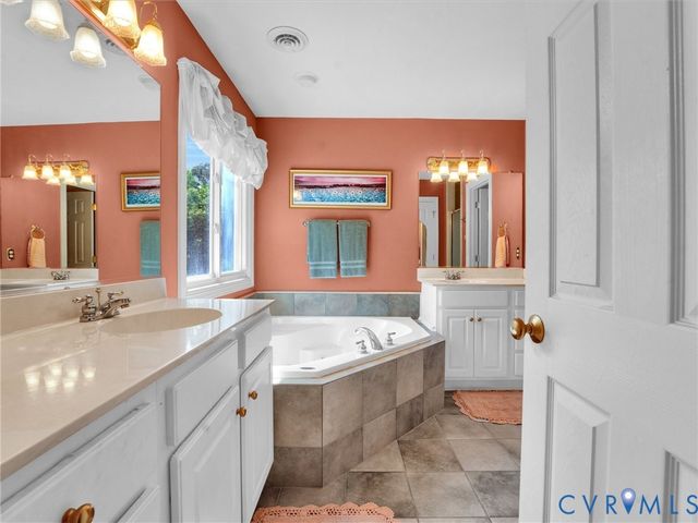 16313 Dragonnade Trl, Midlothian, VA 23113