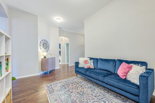 2985 Overland ST, Round Rock, TX 78681