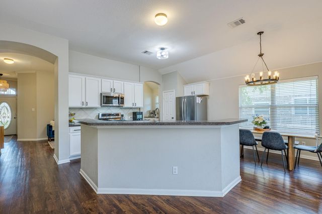 2985 Overland ST, Round Rock, TX 78681