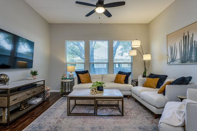 2985 Overland ST, Round Rock, TX 78681