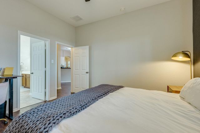 2985 Overland ST, Round Rock, TX 78681