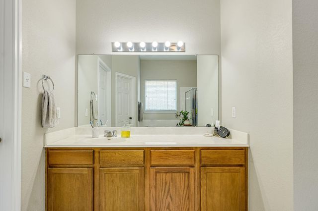 2985 Overland ST, Round Rock, TX 78681