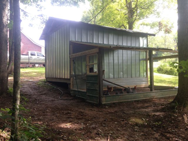 7061 E Plunders Creek Rd, Dickson, TN 37055