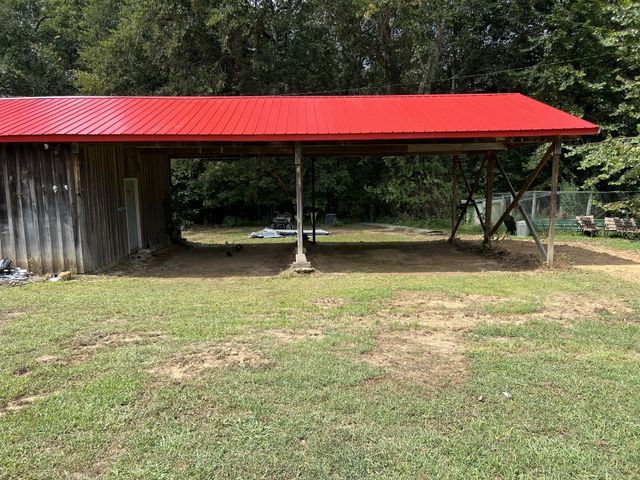 7061 E Plunders Creek Rd, Dickson, TN 37055