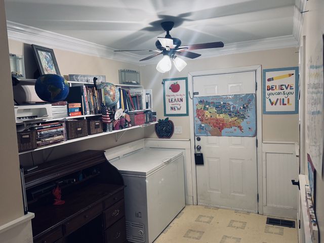 7061 E Plunders Creek Rd, Dickson, TN 37055