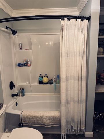 7061 E Plunders Creek Rd, Dickson, TN 37055