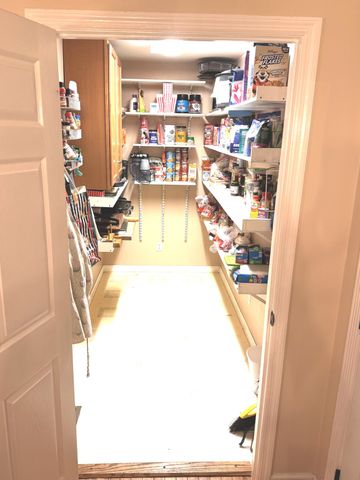 7061 E Plunders Creek Rd, Dickson, TN 37055