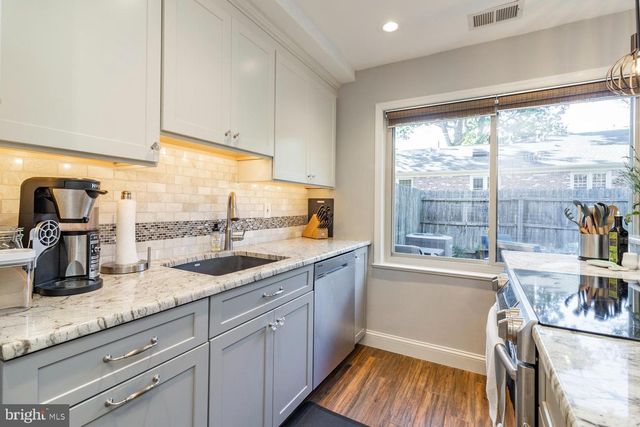 116 ALBEMARLE DR, Blue Bell, PA 19422