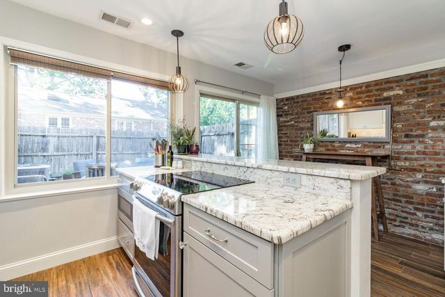 116 ALBEMARLE DR, Blue Bell, PA 19422