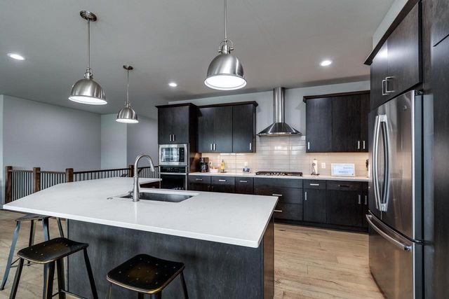 409 Peterson Trail, Oregon, WI 53575