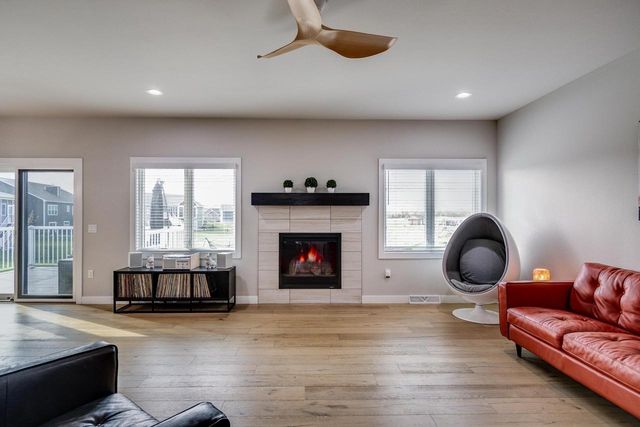 409 Peterson Trail, Oregon, WI 53575