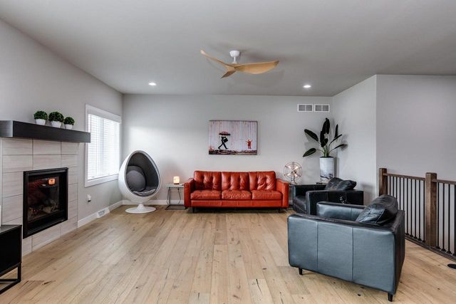 409 Peterson Trail, Oregon, WI 53575