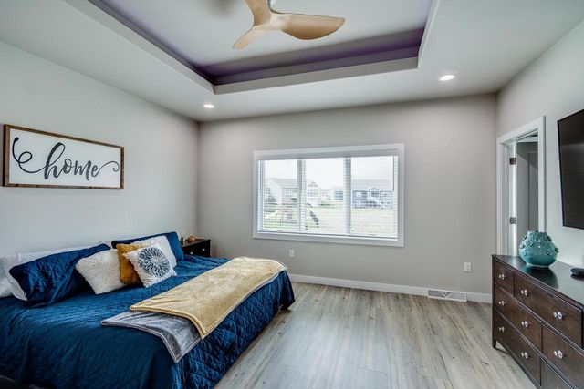 409 Peterson Trail, Oregon, WI 53575