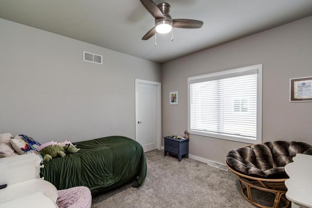 409 Peterson Trail, Oregon, WI 53575