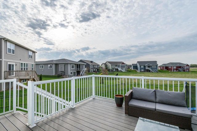 409 Peterson Trail, Oregon, WI 53575