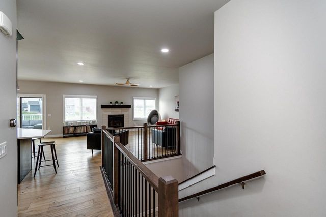 409 Peterson Trail, Oregon, WI 53575