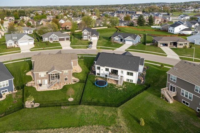 409 Peterson Trail, Oregon, WI 53575