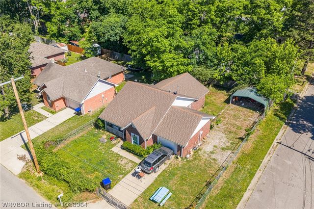 326 London Street, Alma, AR 72921